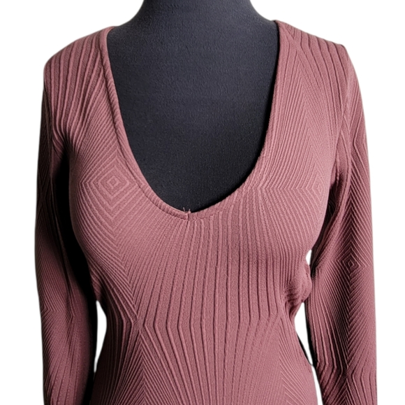 Charlotte Russe bodycon cutout ribbed long sleeve dress size medium - Picture 3 of 8